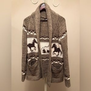 Bluenotes horse-themed sweater, size L.